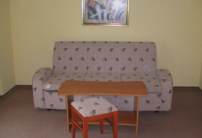 סוויטה, Seasons