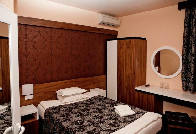 스탠다드 룸, Serdica