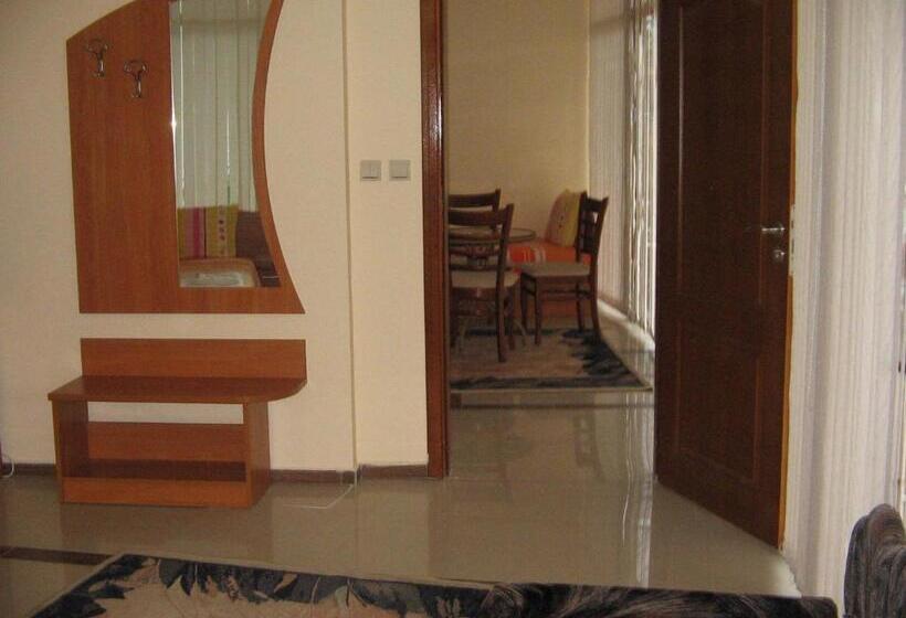 家庭套房, Sunny Paradise Family