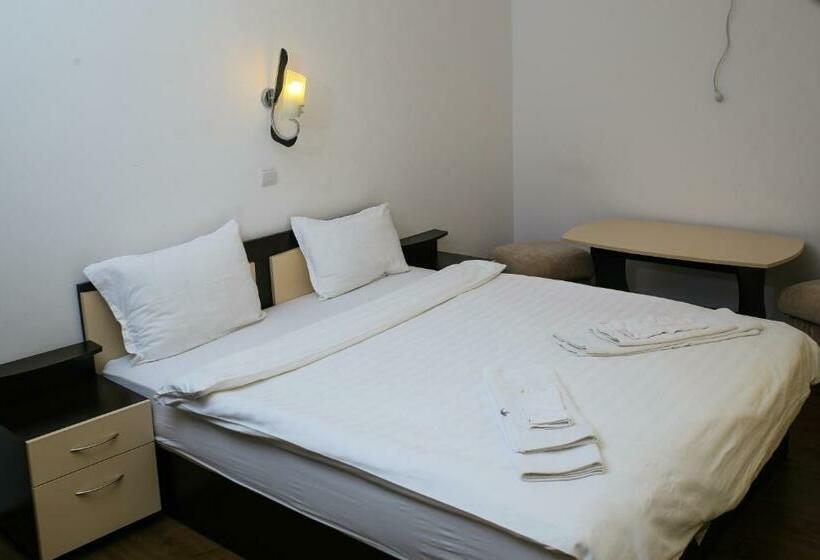 غرفة قياسية, Zlatograd