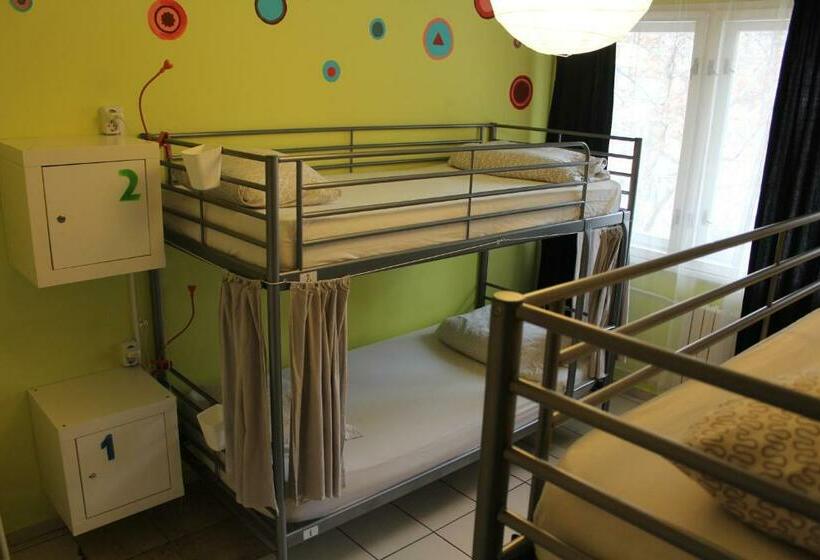 غرفة رباعية اقتصادية مع حمام مشترك, Moreto & Caffeto Hostel