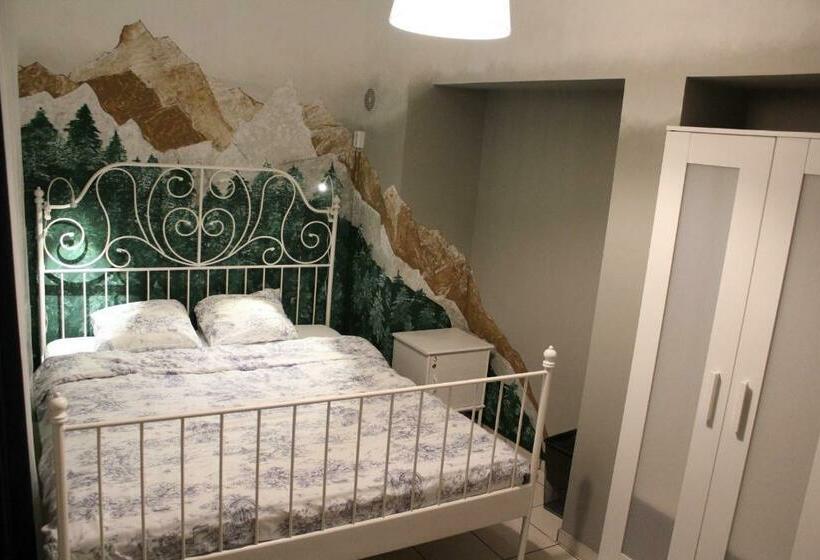 Номер Стандарт Совместная Ванная, Moreto & Caffeto Hostel