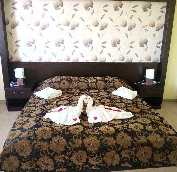 스위트, Park Hotel Stratesh