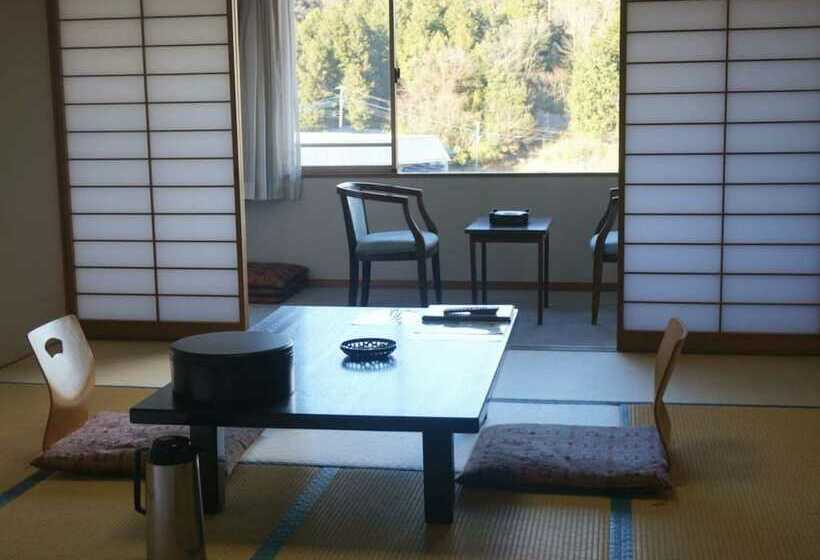 Номер Стандарт, Shuzenji Onsen Hotel Takitei