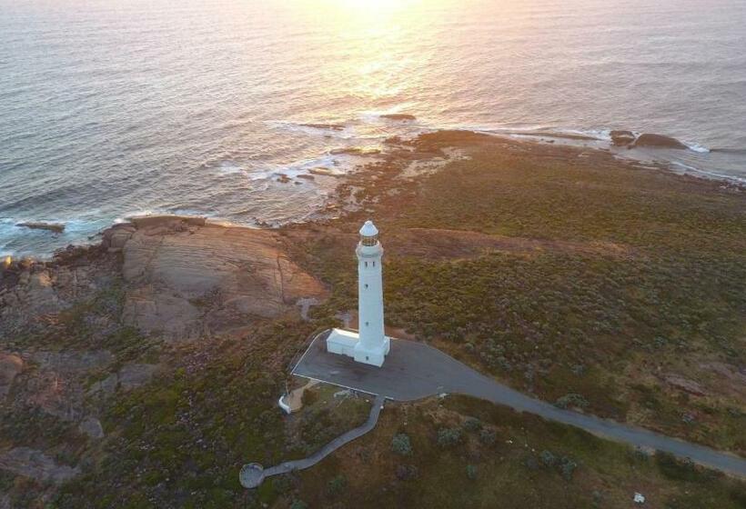 バス共有のスタンダードルーム, Baywatch Retreat Augusta