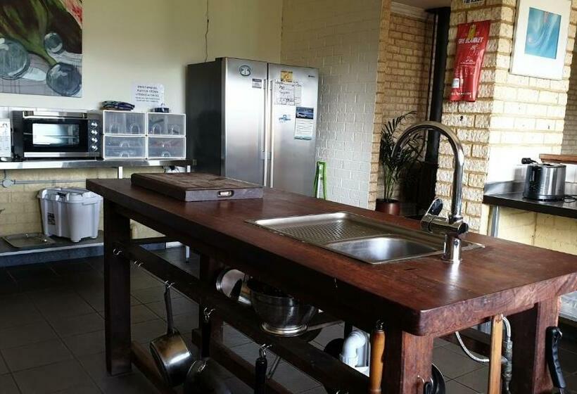 غرفة قياسية حمام مشترك, Baywatch Retreat Augusta