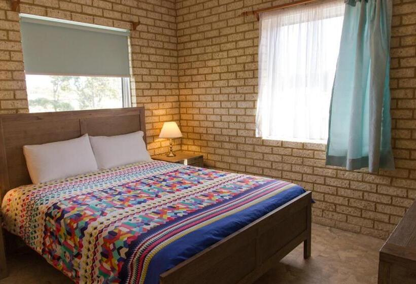 バス共有のスタンダードルーム, Baywatch Retreat Augusta