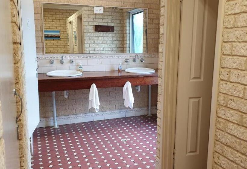 浴室共有ファミリールーム, Baywatch Retreat Augusta