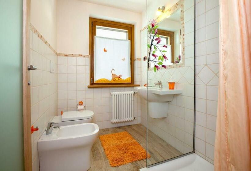 חדר סטנדרט, B&b Cascina Moncrava