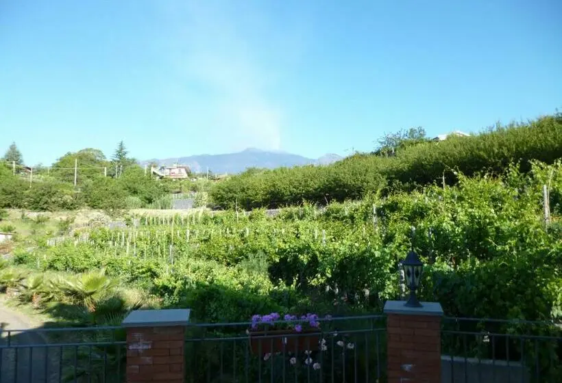 スタンダードルーム, B&b Dimora Dell'etna