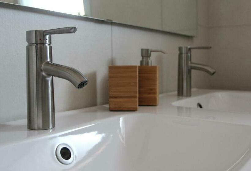 اتاق استاندارد, Al Sa Di Te