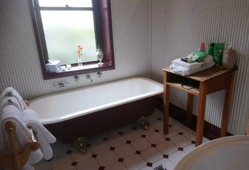 Talo 2 Makuuhuonetta, Walnut Cottage