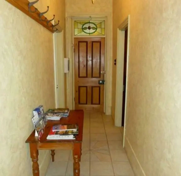 Talo 2 Makuuhuonetta, Walnut Cottage