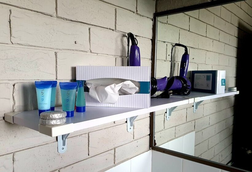 غرفة ديلوكس, City Lights Motel