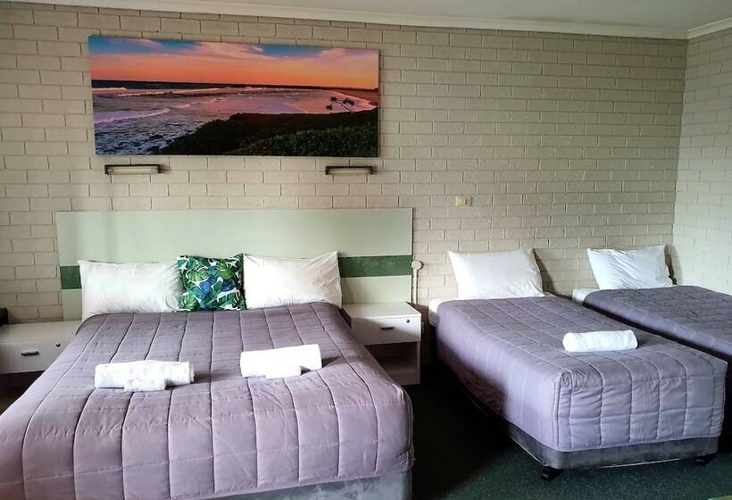 غرفة عائلية, City Lights Motel