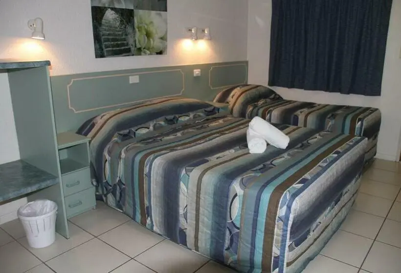 Perhehuone, Emerald Highlands Motel