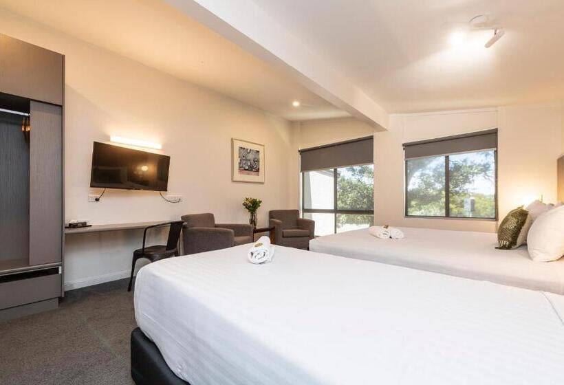 스탠다드 룸 킹사이즈 침대, Fern Bay Motel
