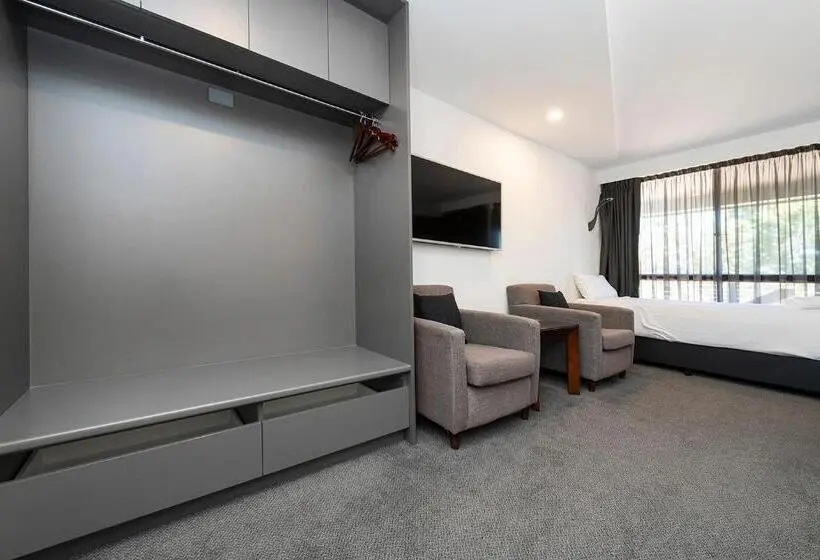 Premium Family Room, Fern Bay Motel
