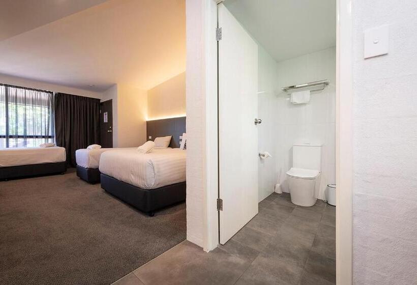 Premium Family Room, Fern Bay Motel
