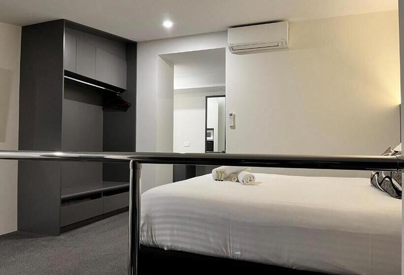 اتاق سوپریور با تخت بزرگ, Fern Bay Motel