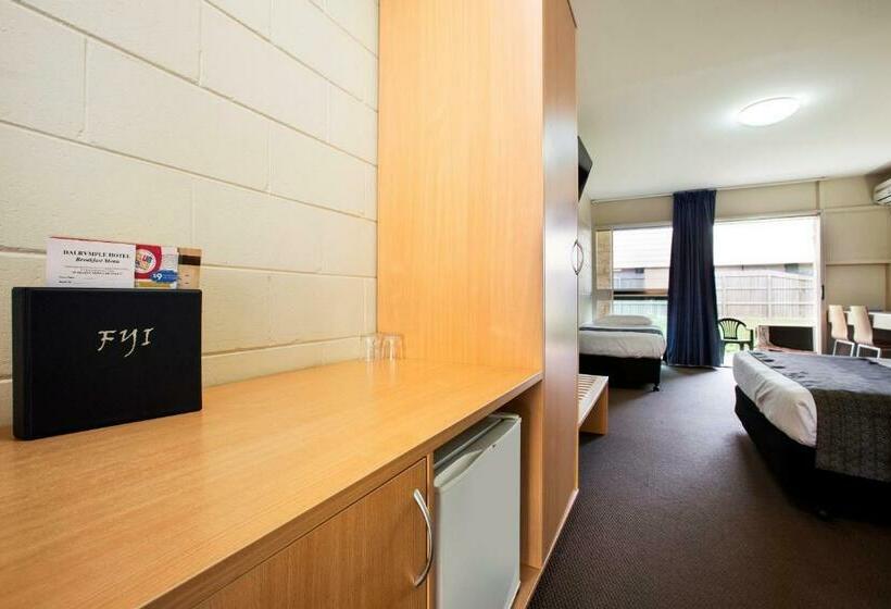 إستديو عائلى, Nightcap At Dalrymple