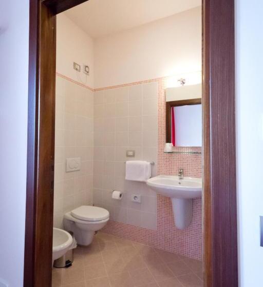 Четырехместный Номер Стандарт, Donnini