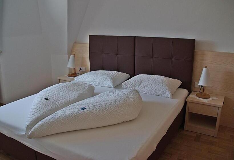 家庭间, Filipinum