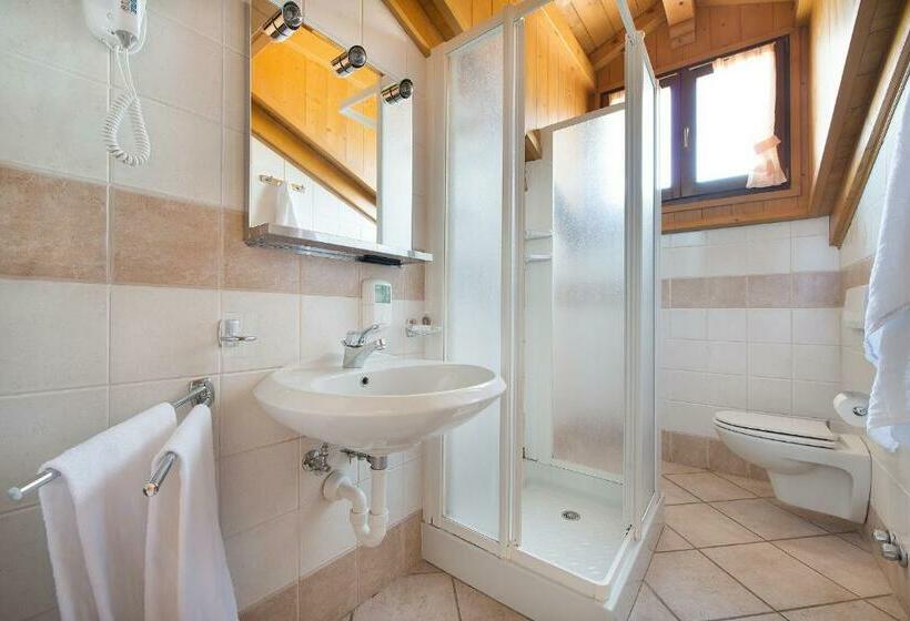 اتاق استاندارد, Gallo Cedrone