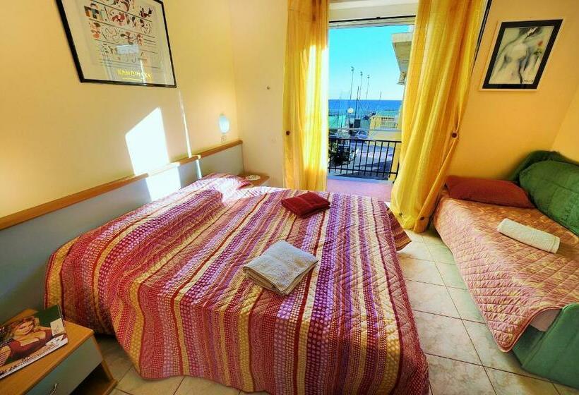 Triple Room Sea View, Lucerna