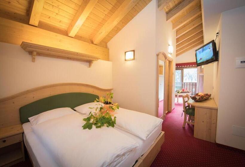 سوئیت با بالکن, Miravalle