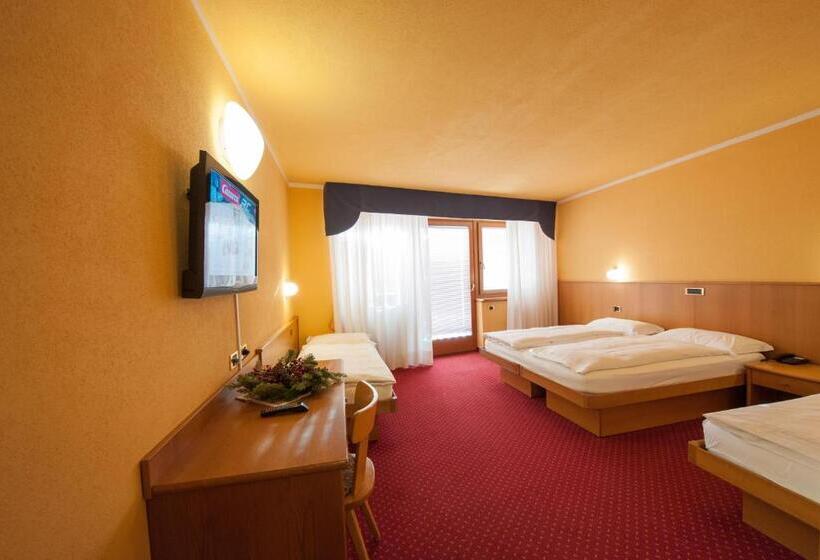 اتاق سوپریور چهار تخته, Miravalle