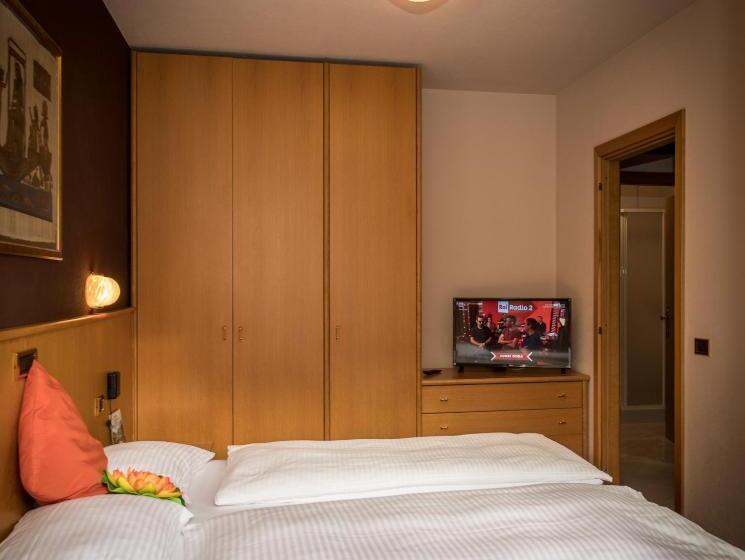 سوئیت با بالکن, Miravalle