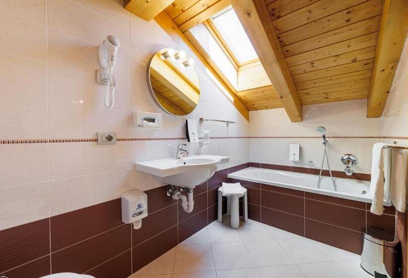 سوئیت 2 خوابه, Miravalle