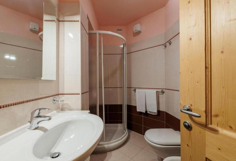 سوئیت 2 خوابه, Miravalle