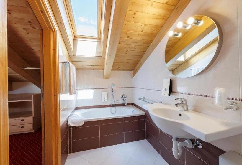 سوییت خانوادگی, Miravalle