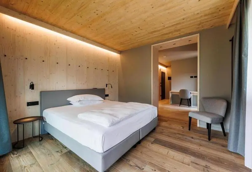 Deluxe-huone King-vuode, Miravalle