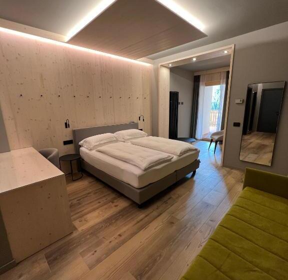 Трехместный Номер Deluxe, Miravalle
