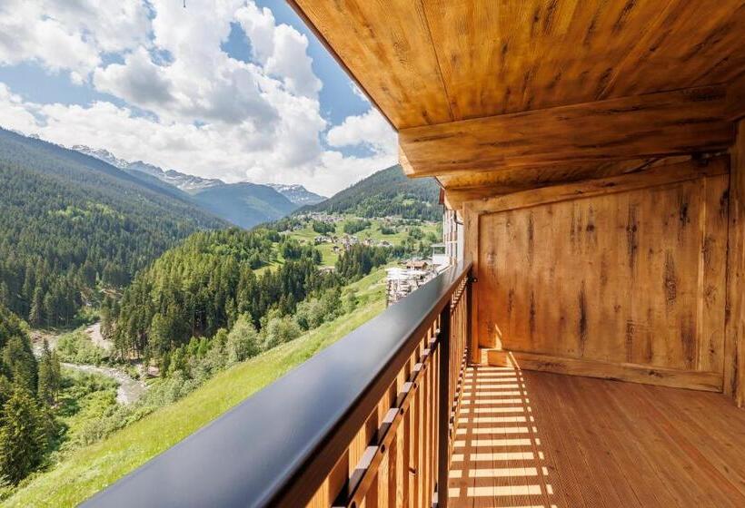 اتاق لوکس سه تخته, Miravalle