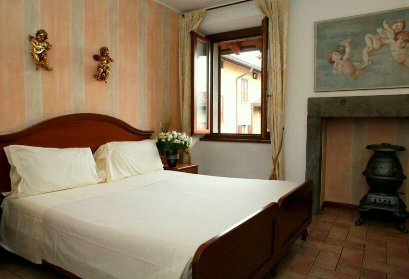 غرفة قياسية رباعية, Ristorante La Bettola