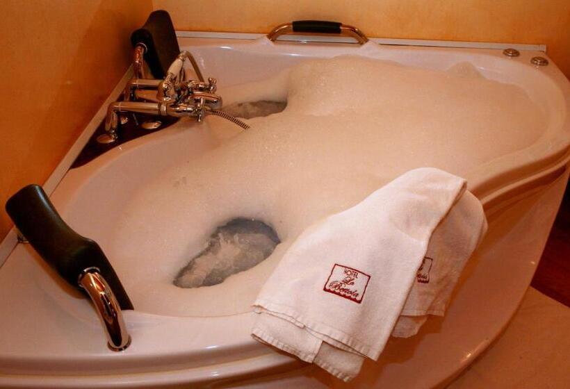 جناح جونيور, Ristorante La Bettola