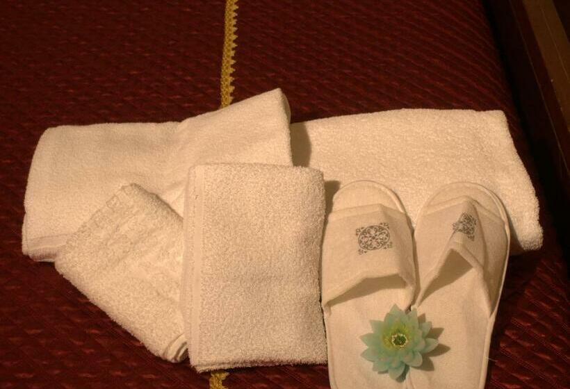 スタンダードルーム, La Portella