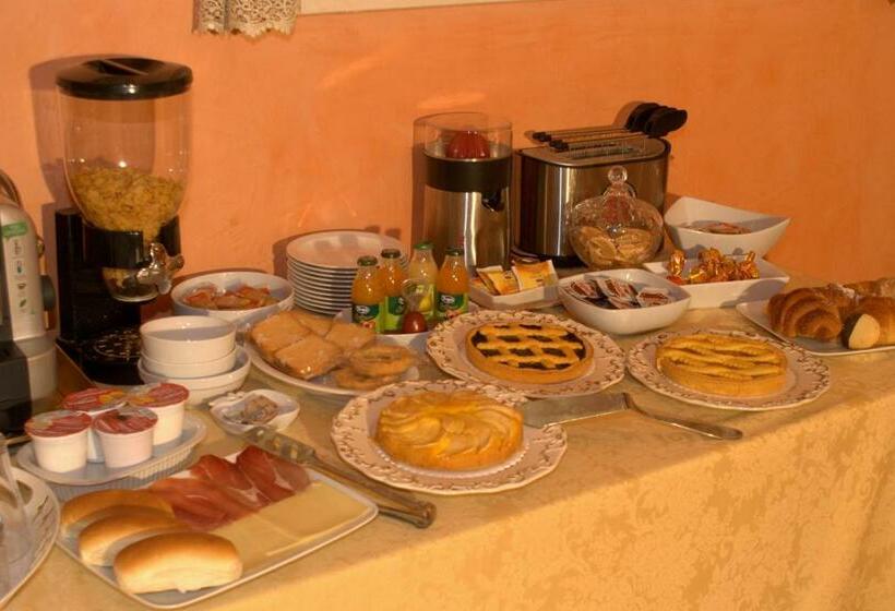 スタンダードルーム, La Portella