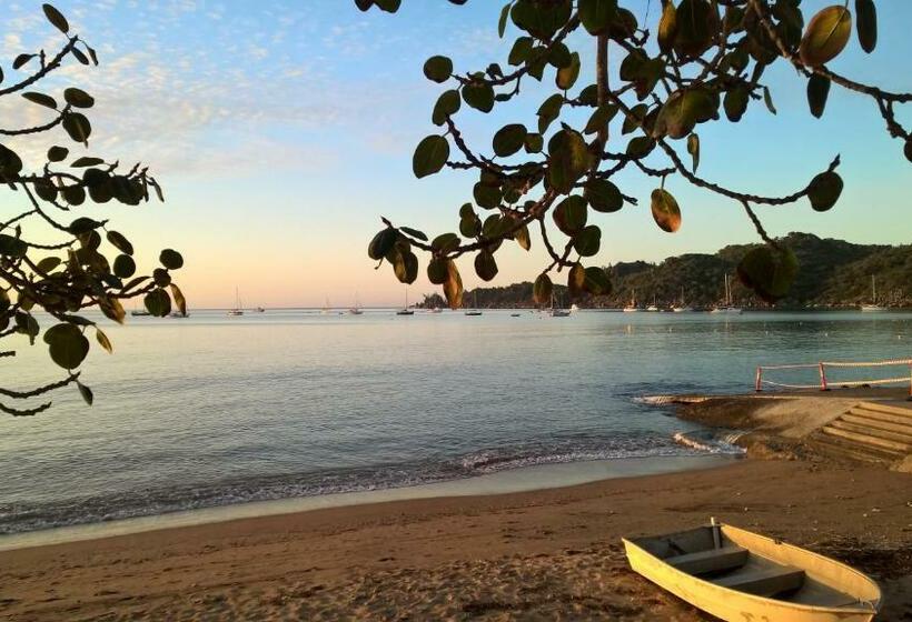 バス共有のスタンダードルーム, Magnetic Island Bed And Breakfast