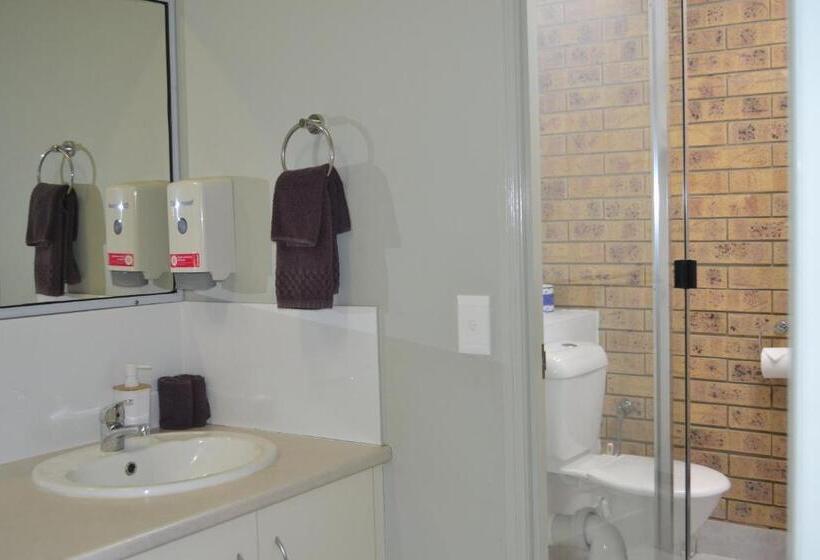 استودیوی استاندارد, Matilda Motel