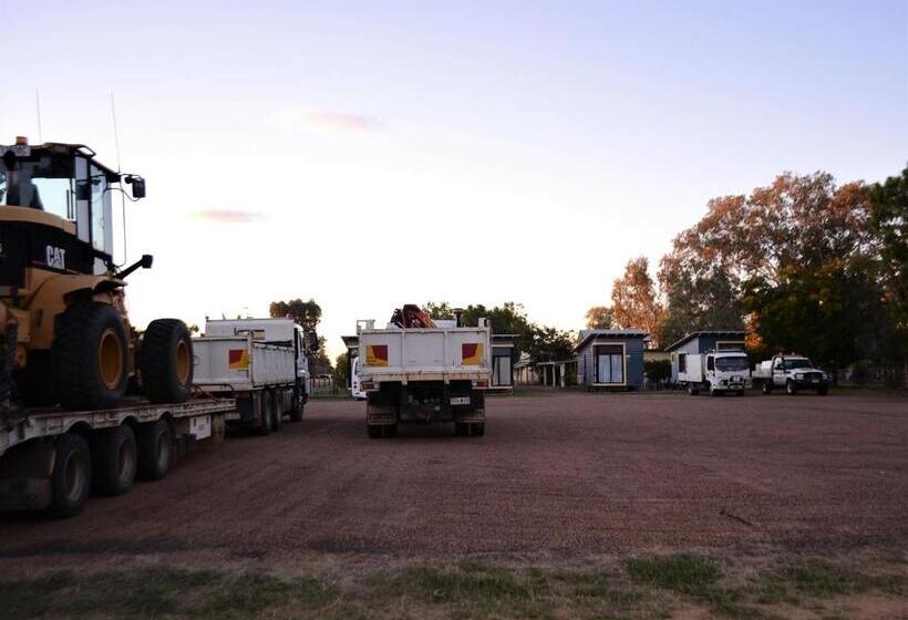 اتاق لوکس, Ironbark Inn