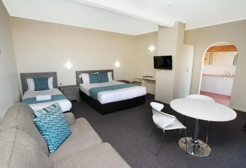 Deluxe Kolmen Hengen Huone, Twofold Bay Motor Inn
