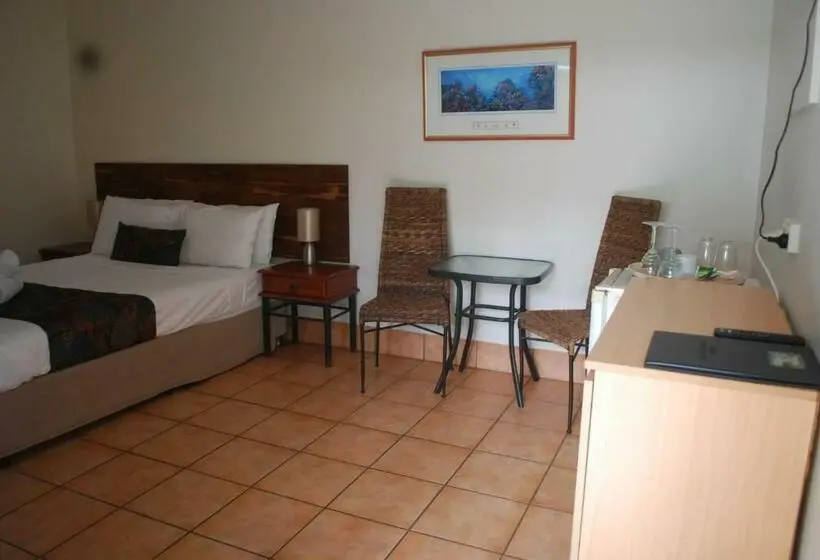 Standard-huone Sisäpuolella, Rainforest Motel