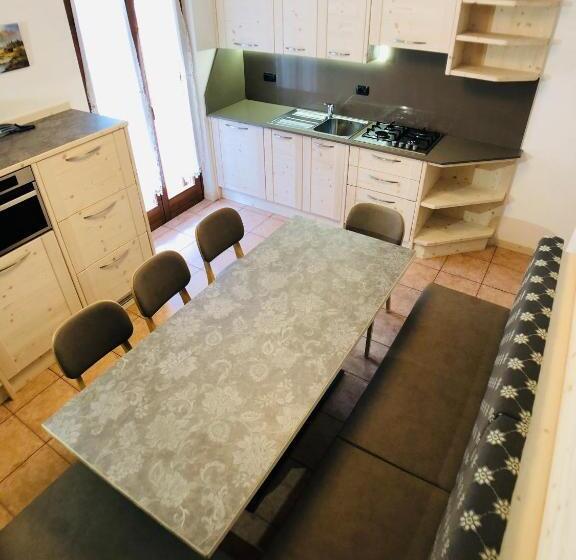 شقة 3 غرف, Residence Cima Tosa