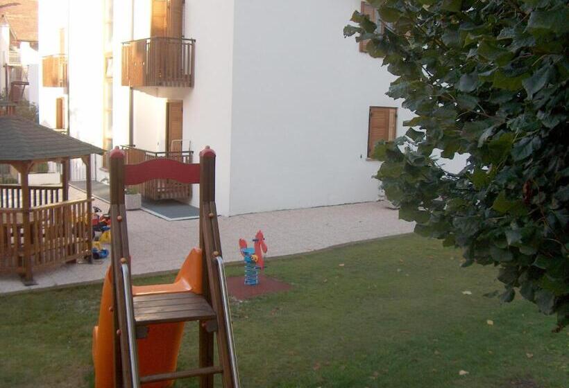 شقة 3 غرف, Residence Cima Tosa