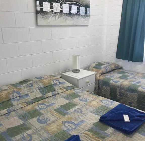 Апартаменты 2 Спальни, Tramway Motel